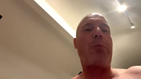 Stoodley22 online show from April 20, 4:32 pm