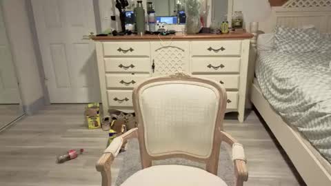 str8whiteboy21 online show from December 2, 6:45 am