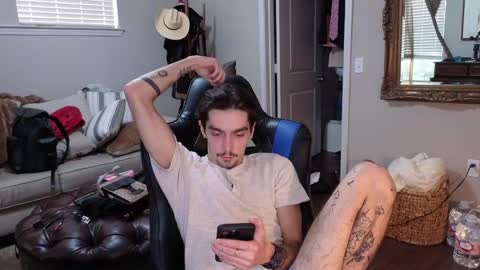 str8whiteboy21 online show from September 11, 9:05 pm