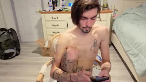 str8whiteboy21 online show from November 26, 7:54 pm