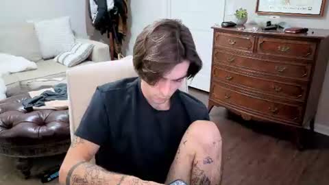 str8whiteboy21 online show from July 17, 4:42 pm