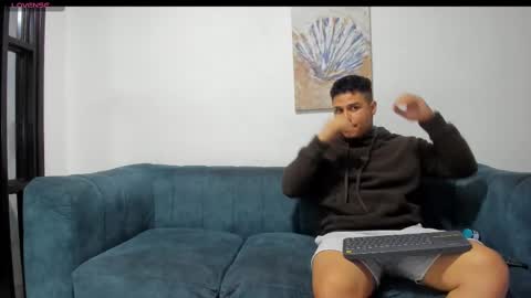 straight__friends online show from November 11, 2:30 pm