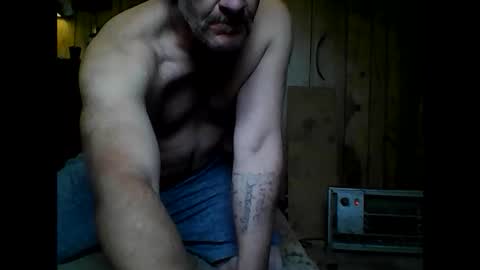 straightmaletouse online show from May 21, 11:11 pm