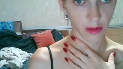 Strawberry Storm online show from October 4, 12:08 am