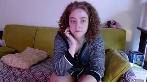 Snapshot of strawberrylotsacake chatting on October 25, 1:55 pm Strawberrylotsacake online show from October 25, 1:55 pm