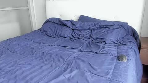 Strong Arni online show from September 27, 4:43 am