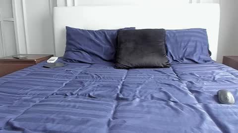 Strong Arni online show from February 26, 3:32 am