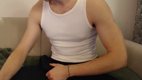 Stud From Paris online show from February 26, 4:10 pm