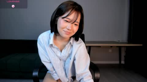 Yerim online show from April 15, 1:03 pm