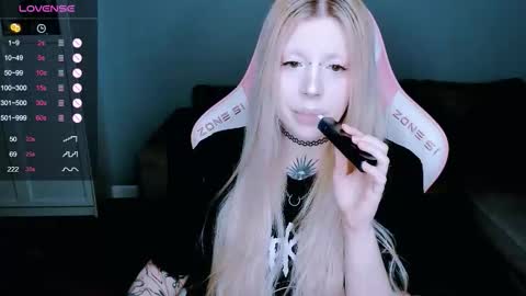 succubus_leslie online show from October 24, 11:16 pm