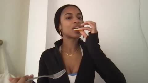 Succubus Sirena online show from April 6, 11:44 am