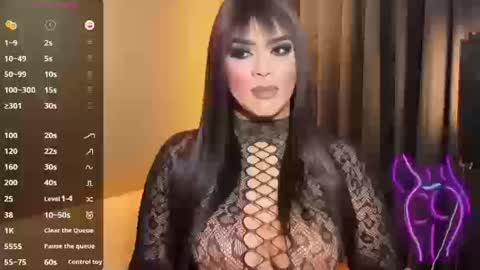 Snapshot of suckablecockoffreya chatting on October 8, 10:21 am JADE ELYSE online show from October 8, 10:21 am