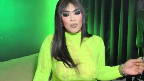 Snapshot of suckablecockoffreya chatting on September 13, 4:53 pm JADE ELYSE online show from September 13, 4:53 pm