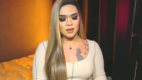 Snapshot of suckablecockoffreya chatting on January 16, 10:02 pm JADE ELYSE online show from January 16, 10:02 pm