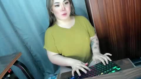 Millany online show from April 3, 2:24 pm