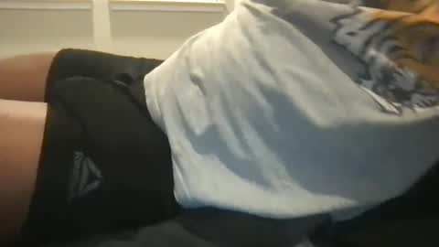 Snapshot of suckonthis318 chatting on March 5, 4:56 am suckonthis318 online show from March 5, 4:56 am