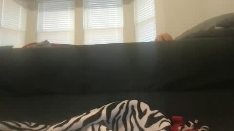 Snapshot of suckonthis318 chatting on March 2, 11:53 pm suckonthis318 online show from March 2, 11:53 pm