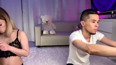 Snapshot of sue_star chatting on September 14, 12:50 pm Emmy online show from September 14, 12:50 pm