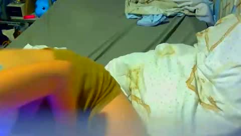 sugar_yum69 online show from April 4, 2:46 pm