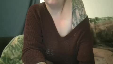 Snapshot of sugarbaby69969 chatting on September 23, 2:27 am sugarbaby69969 online show from September 23, 2:27 am