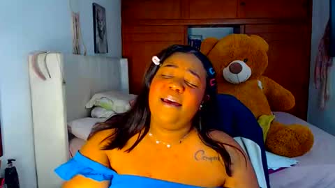 Cami   Back in 2 hours online show from February 25, 6:06 am