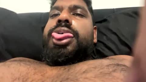 Let me be your knight that saves you online show from November 20, 2:25 pm