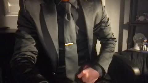 suitfetishez online show from April 2, 3:03 am