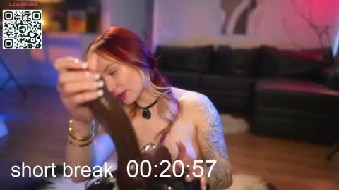 Lika ginger  Jessy blond   online show from April 22, 3:02 am