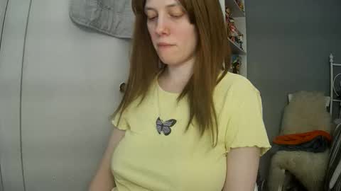 summerbluesky online show from April 12, 3:38 pm