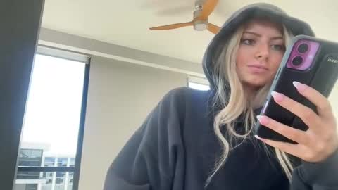 summerclarkee online show from March 7, 7:03 pm