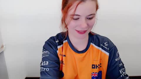 Alexi online show from November 20, 9:34 pm