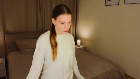 Angella online show from December 15, 4:30 am