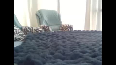 suni online show from March 10, 11:45 am