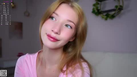 Lily online show from October 13, 1:35 pm