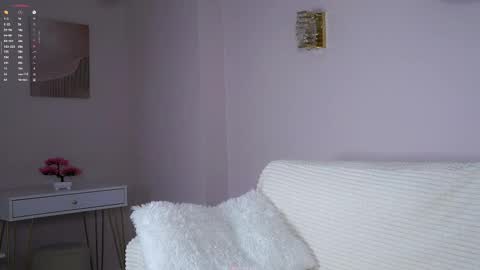 Lily online show from November 3, 4:19 pm