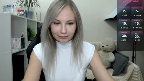 Naomi online show from November 10, 4:37 am