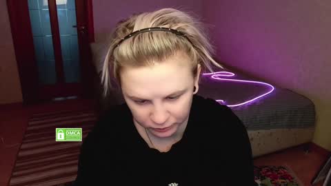 sunny mood online show from January 5, 7:07 am