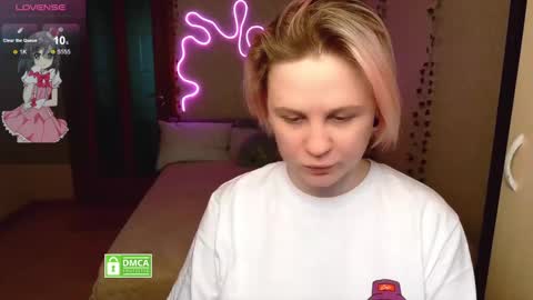 sunny mood online show from February 26, 10:38 am