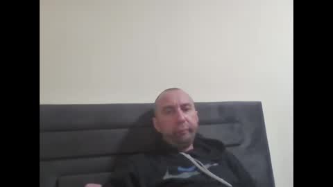 super42835015 online show from April 20, 5:05 pm