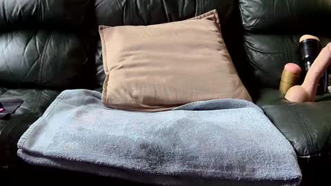 Thomas online show from February 2, 7:46 pm