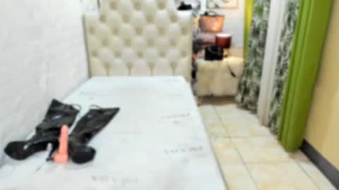 ANGEL online show from November 15, 11:01 am