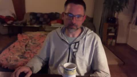 supersquirrel81 online show from March 16, 7:07 pm