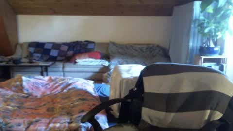 supersquirrel81 online show from April 21, 4:58 pm