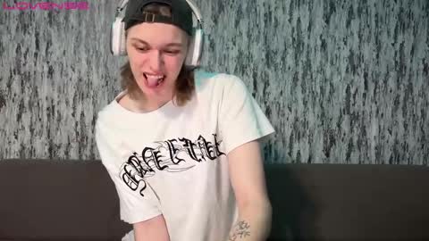 Snapshot of susan228 chatting on January 6, 7:35 pm Vladiva online show from January 6, 7:35 pm