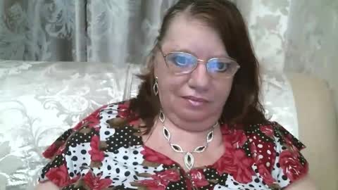 SusanaAhSun online show from February 10, 12:30 pm