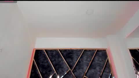 susanahenao online show from March 4, 6:49 pm