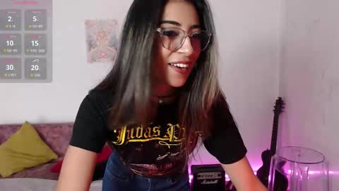 Susana hendrix    online show from December 20, 7:54 pm