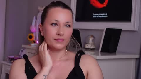 SusanJewel online show from May 21, 7:15 am