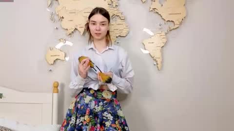 susannahtrojahn online show from March 12, 3:16 pm