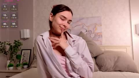 susannahtrojahn online show from April 21, 3:08 pm